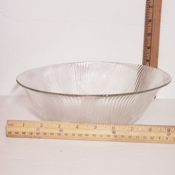 Vintage Clear Glass Crocus Pattern 9 Inch Salad Serving Bowl - Picture 9 of 11